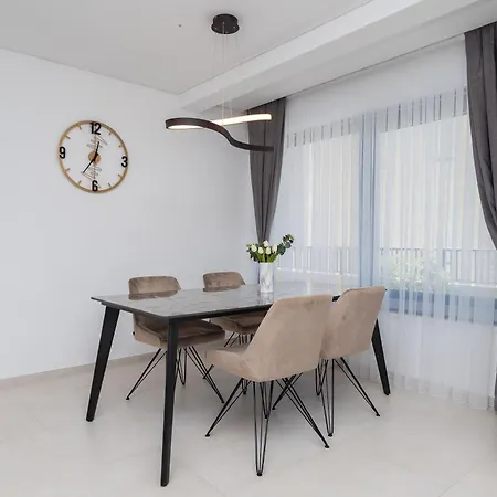 Ap12a Apartman